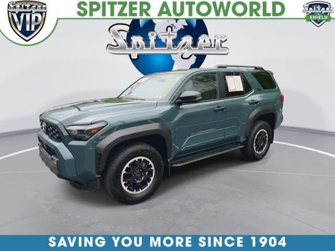 Certified 2025 Toyota 4Runner TRD Off-Road Premium AWD/4WD image 5