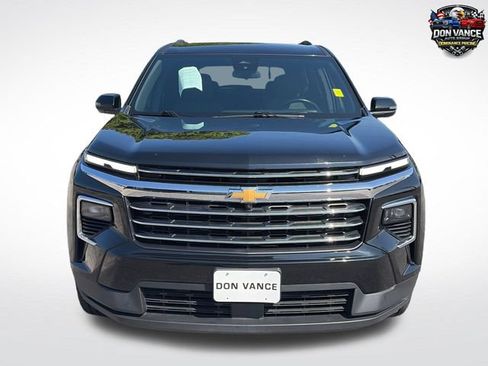 Used 2024 Chevrolet Traverse LT AWD/4WD image 8