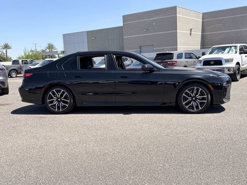 Used 2024 BMW 740i RWD image 5
