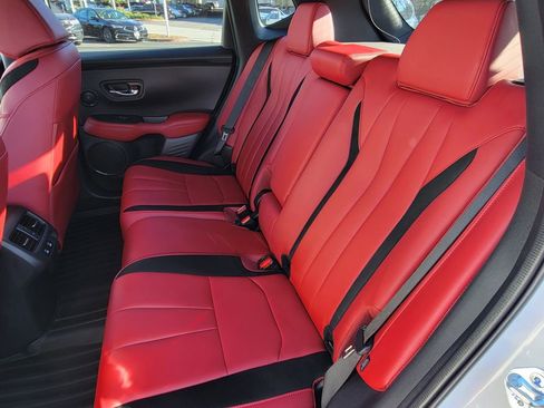 Used 2025 Acura ADX A-Spec image 16