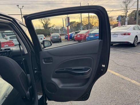 Used 2017 Mitsubishi Mirage SE image 14