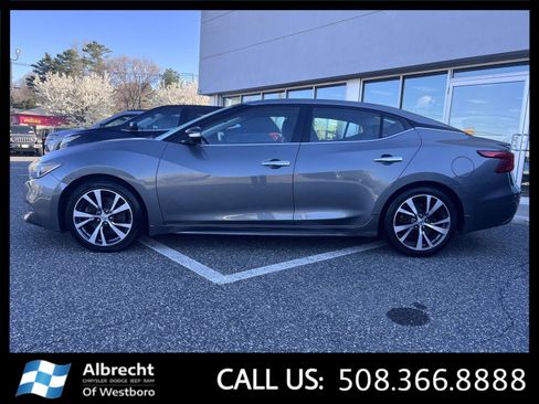 Used 2017 Nissan Maxima 3.5 SL FWD image 2