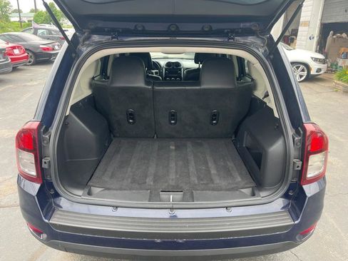 Used 2016 Jeep Compass Latitude AWD/4WD image 11