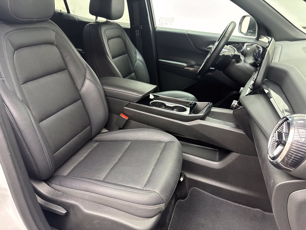 Used 2025 Chevrolet Equinox LT w/ Convenience Package II AWD/4WD image 22