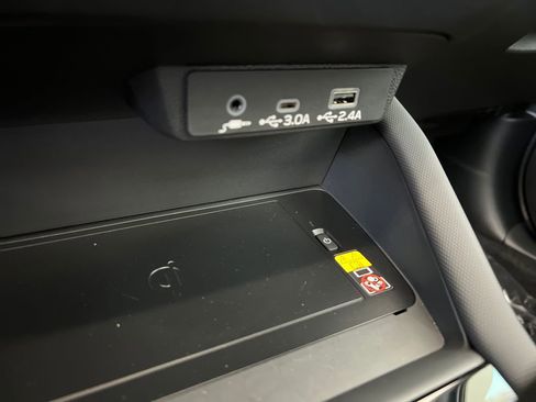 Certified 2025 Subaru Forester Touring image 34