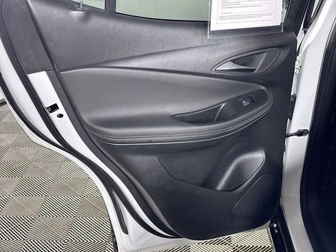 Used 2024 Buick Encore GX Sport Touring image 18