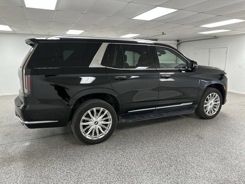 Used 2022 Cadillac Escalade Premium Luxury AWD/4WD image 8