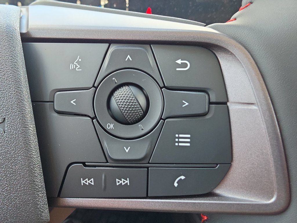 New 2027 Nissan Sentra SR w/ Floor Mat Package FWD image 33