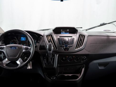 Used 2017 Ford Transit 150 XL RWD image 16