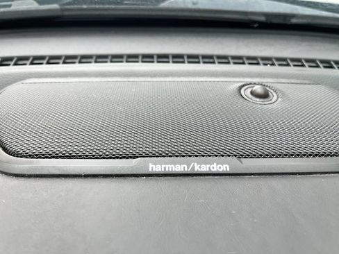 Used 2021 RAM 1500 Laramie AWD/4WD image 19