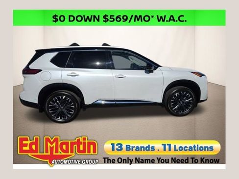 Certified 2025 Nissan Rogue Platinum AWD/4WD image 1