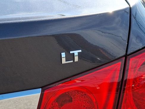 Used 2015 Chevrolet Cruze LT FWD image 32