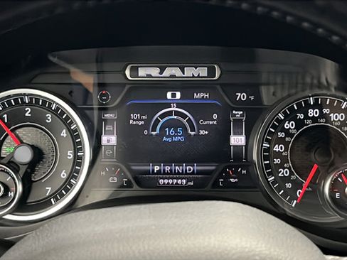 Used 2022 RAM 1500 Big Horn AWD/4WD image 16