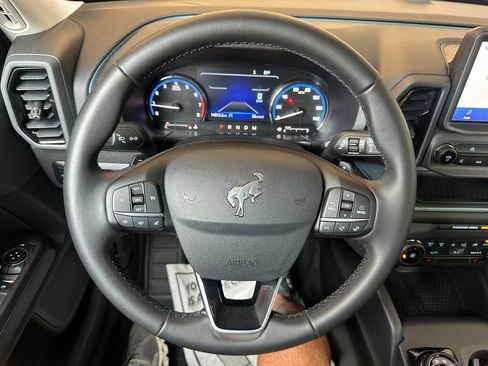 Used 2024 Ford Bronco Sport Badlands image 2