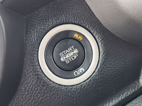 Used 2025 RAM 1500 Lone Star image 20