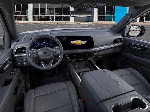 New 2026 Chevrolet Suburban RST w/ Comfort Package AWD/4WD image 15