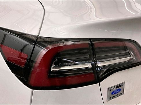 Used 2023 Tesla Model 3 Long Range image 28