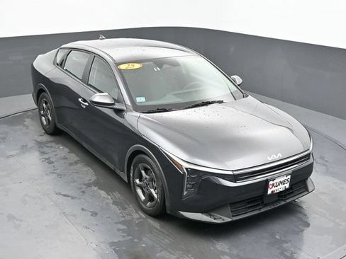 Used 2025 Kia K4 FWD image 37