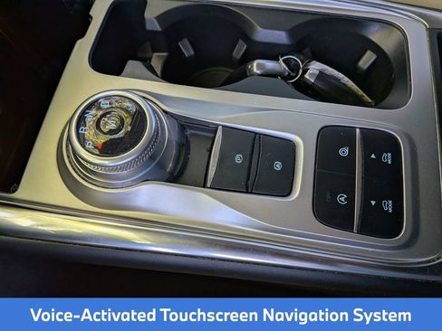 Used 2020 Ford Explorer XLT w/ Equipment Group 202A image 21