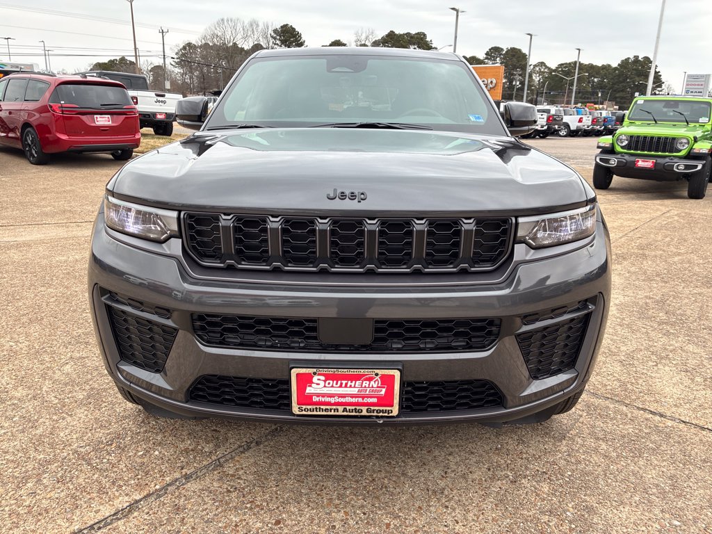 New 2026 Jeep Grand Cherokee Altitude AWD/4WD image 8
