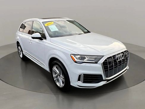 Used 2023 Audi Q7 2.0T Premium w/ Convenience Package AWD/4WD image 8