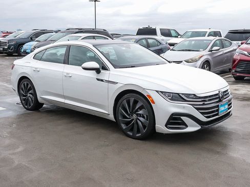 Used 2023 Volkswagen Arteon SEL image 3