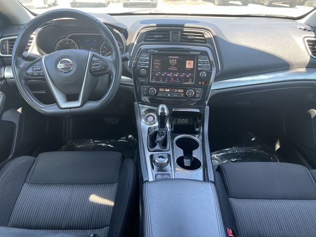 Used 2020 Nissan Maxima 3.5 S w/ Floor Mat Group FWD image 17