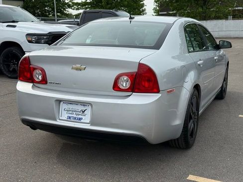 Used 2011 Chevrolet Malibu LS FWD image 4