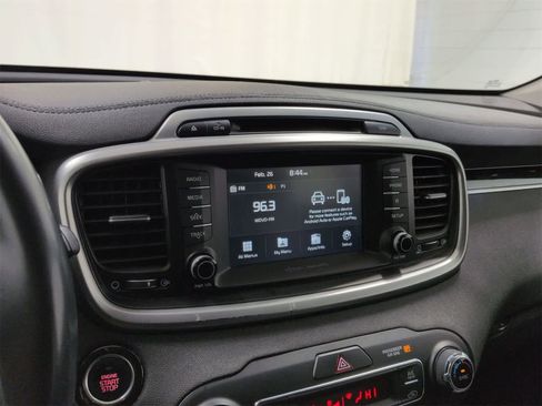 Used 2019 Kia Sorento EX image 28