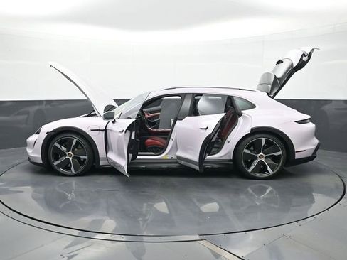 Certified 2024 Porsche Taycan 4S AWD/4WD image 30