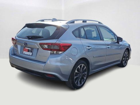 Used 2022 Subaru Impreza 2.0i Limited image 5