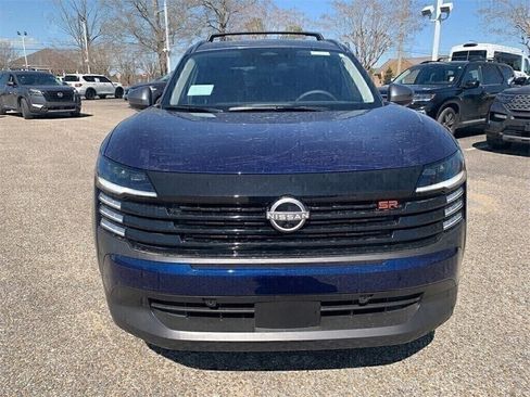 New 2025 Nissan Kicks SR w/ Illumination Package image 3