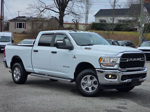 Used 2024 RAM 2500 Big Horn w/ Heated Seats & Wheel Group image 14