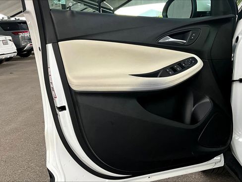 Used 2021 Buick Encore GX Preferred image 20