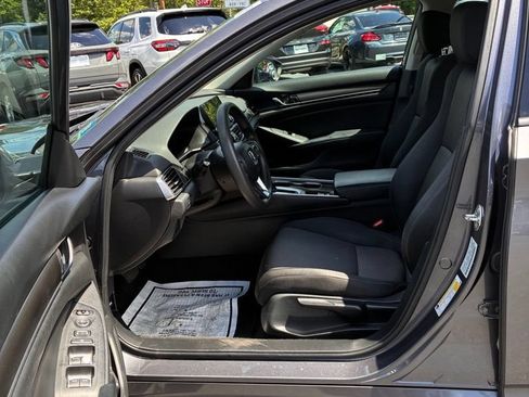 Used 2018 Honda Accord LX image 22