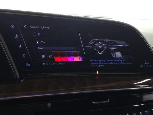 Certified 2024 Cadillac Escalade Sport Platinum w/ LPO, ONYX Package AWD/4WD image 38