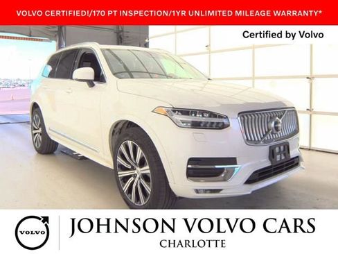 Certified 2025 Volvo XC90 B6 Plus image 1