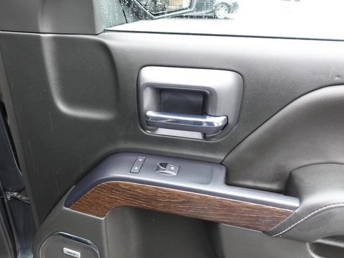 Used 2018 GMC Sierra 1500 Denali image 37