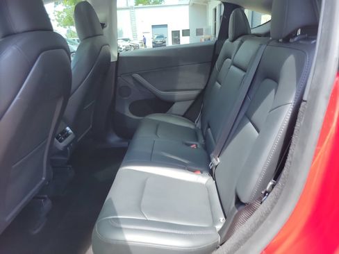 Used 2023 Tesla Model Y Long Range AWD/4WD image 8