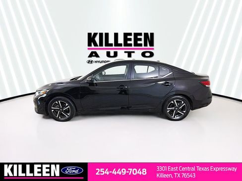 Used 2025 Nissan Sentra SV FWD image 4