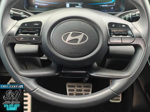 Used 2025 Hyundai Elantra Sport FWD image 5