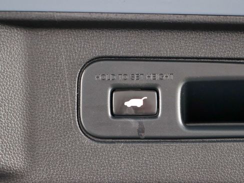 Used 2024 Honda Pilot TrailSport image 32