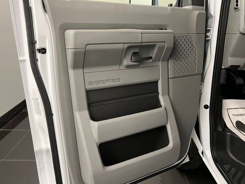 New 2026 Ford E-350 and Econoline 350 Super Duty w/ Power Equipment Group image 22