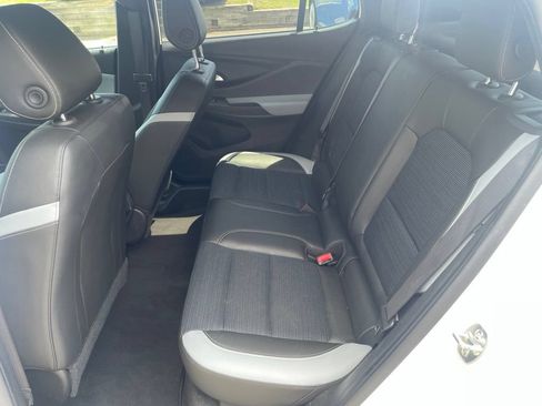 Used 2024 Buick Envista Preferred w/ Convenience I Package FWD image 17