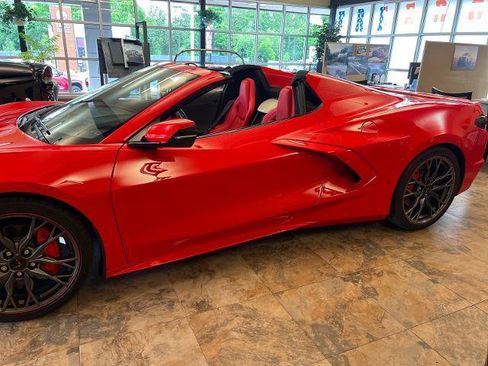 Used 2023 Chevrolet Corvette Stingray Preferred Conv w/ Battery Protection Package RWD image 11
