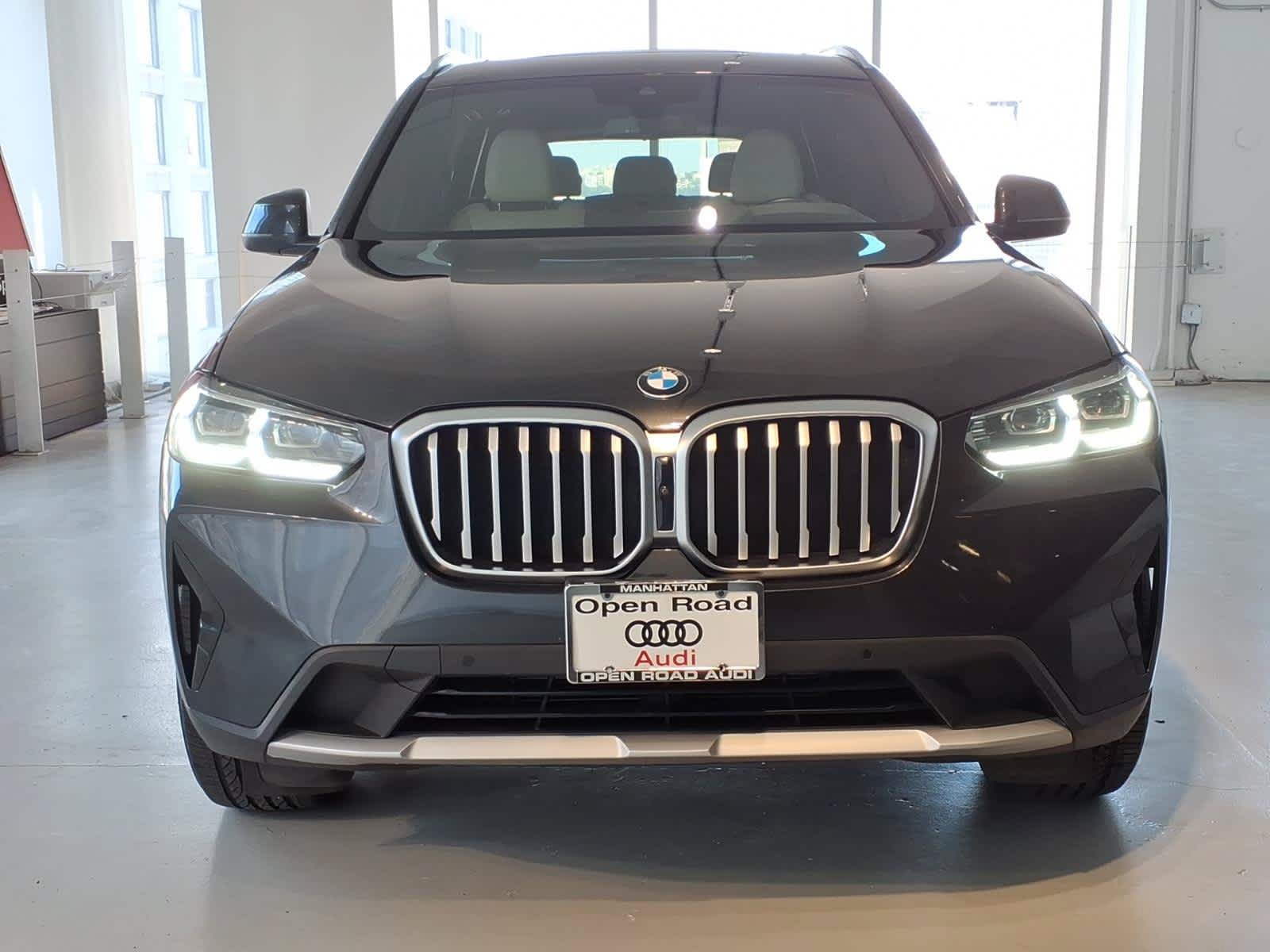 Used 2024 BMW X3 xDrive30i w/ Premium Package AWD/4WD image 2