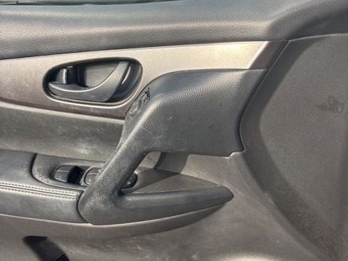 Used 2020 Nissan Rogue Sport S w/ Appearance Package image 17