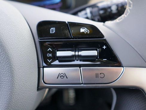 New 2026 Hyundai Elantra Sport FWD image 13