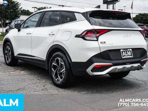 Used 2025 Kia Sportage LX FWD image 8