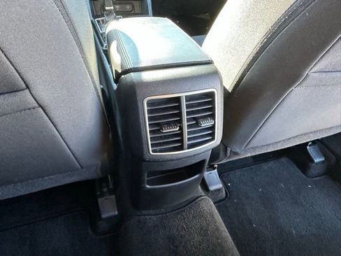 Used 2024 Kia Sportage LX image 32